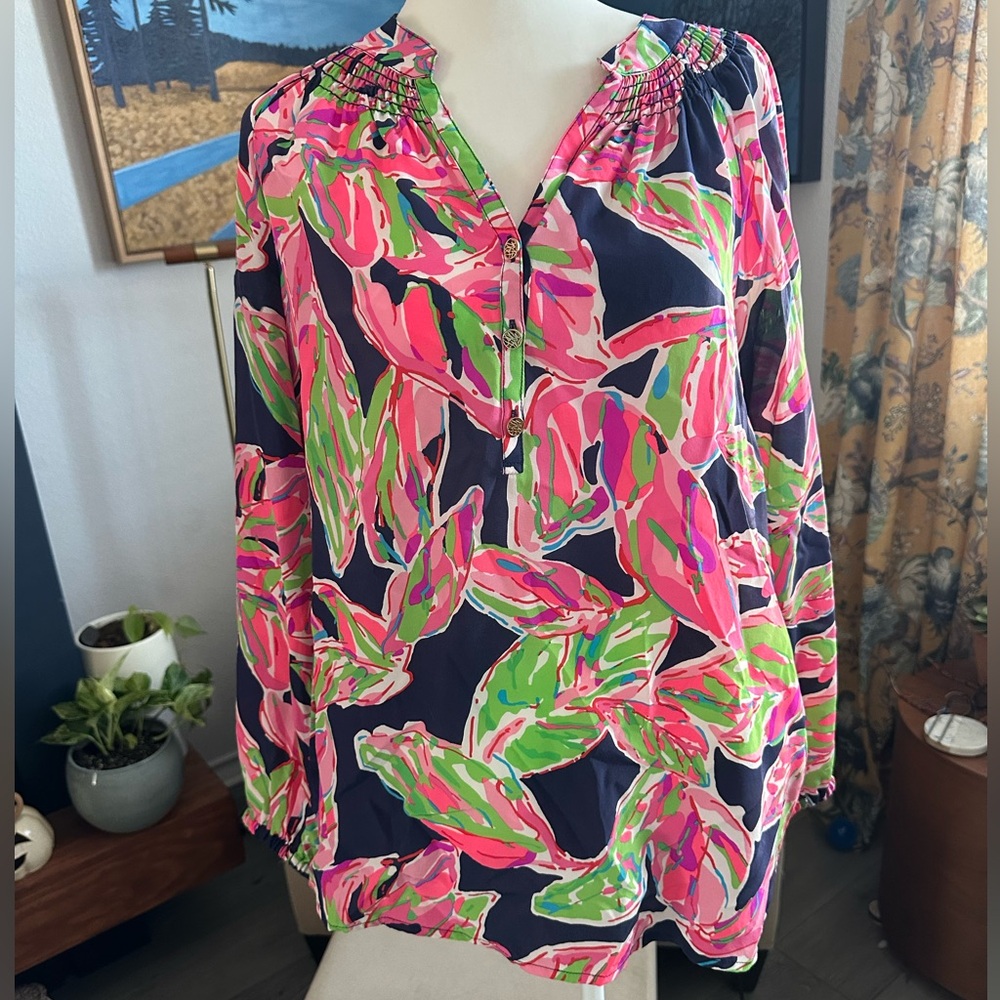 Lilly Pulitzer Multicolor Palm Elsa Blouse, Size Medium EUC